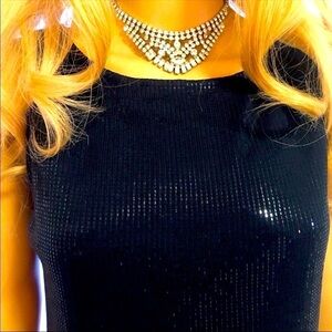 ST. JOHN NEW WITH TAGS COCKTAIL DRESS COMPLETE DRESS IS SPARKLING PAILLETTES